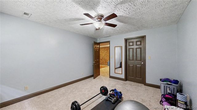 3014 Chimneywood Drive, Floyds Knobs, IN 47119