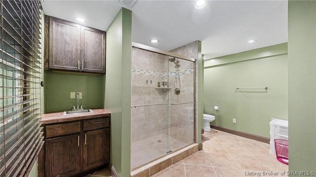 3014 Chimneywood Drive, Floyds Knobs, IN 47119