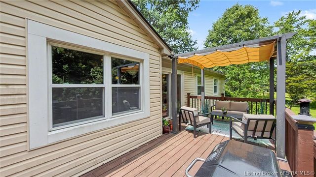 3014 Chimneywood Drive, Floyds Knobs, IN 47119