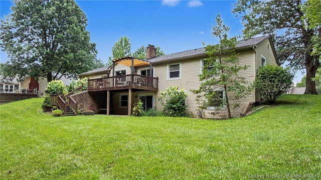 3014 Chimneywood Drive, Floyds Knobs, IN 47119
