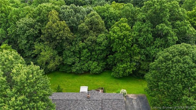 3014 Chimneywood Drive, Floyds Knobs, IN 47119