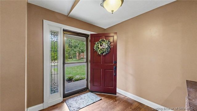 3014 Chimneywood Drive, Floyds Knobs, IN 47119