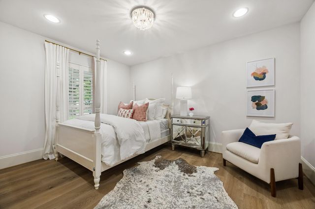 10047 Inwood Drive, Houston, TX 77042