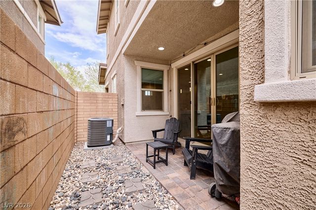 893 East Sunset Road, Henderson, NV 89011