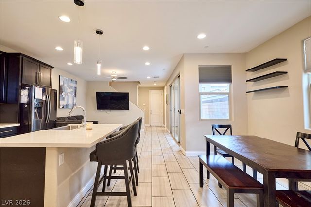 893 East Sunset Road, Henderson, NV 89011