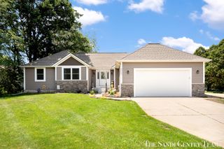 4007 Meadow Lane, Fruitport Twp, MI 49444