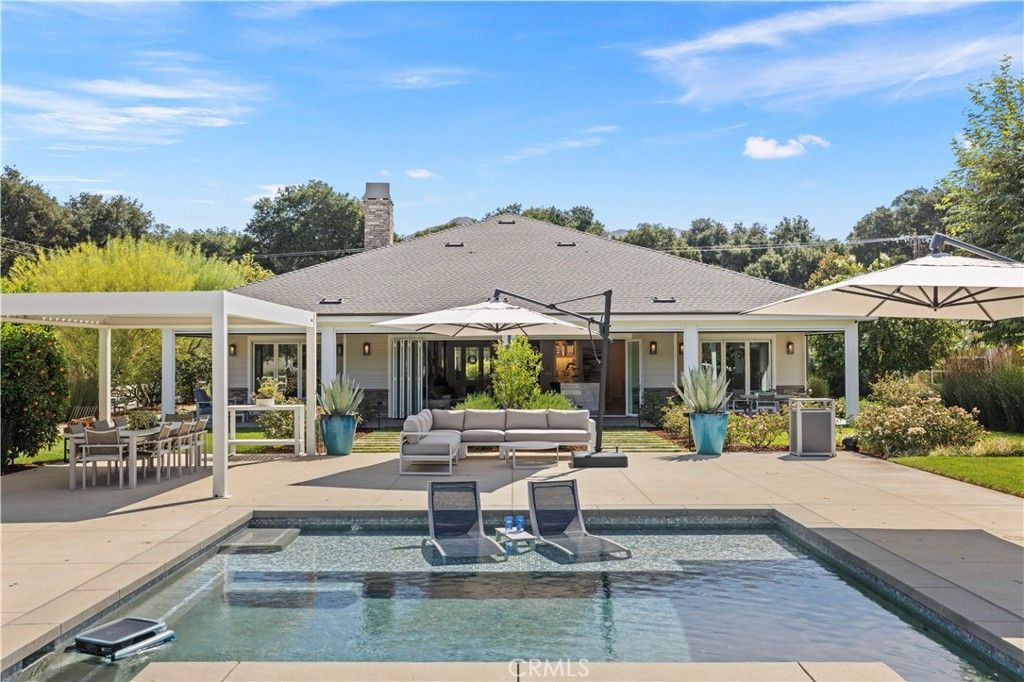 26185 Ravenhill Road, Canyon Country, CA 91387 — exterior