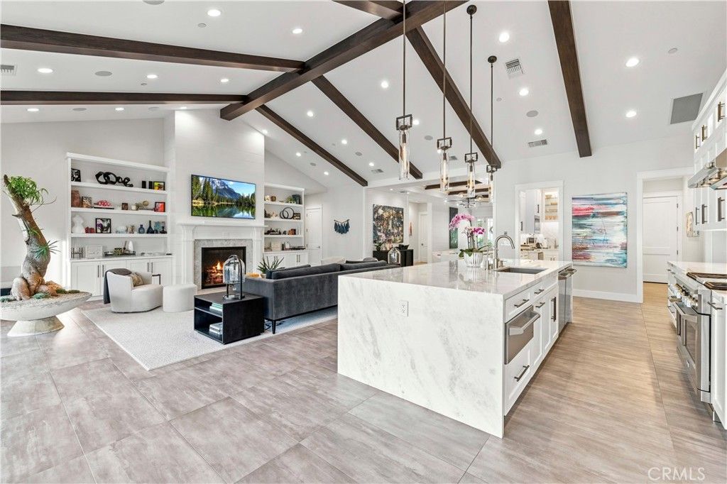 26185 Ravenhill Road, Canyon Country, CA 91387 — photo 4