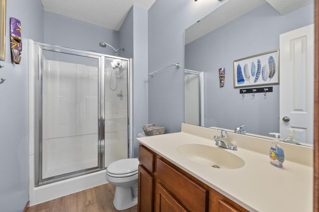 15221 Stonewood Terrace, Burnsville, MN 55306