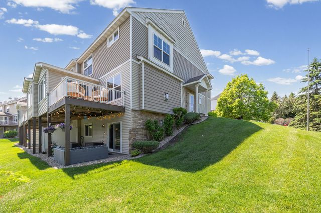 15221 Stonewood Terrace, Burnsville, MN 55306