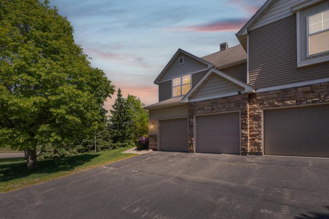 15221 Stonewood Terrace, Burnsville, MN 55306