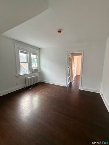 123 Anson Street 3, Bridgeport, CT 06606