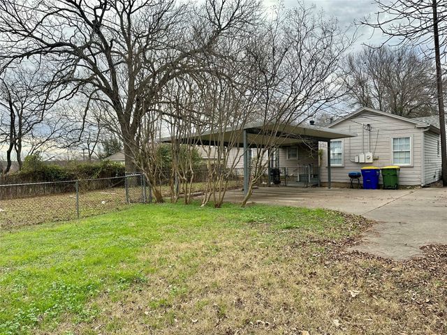 211 Country Club Road, Hillsboro, TX 76645