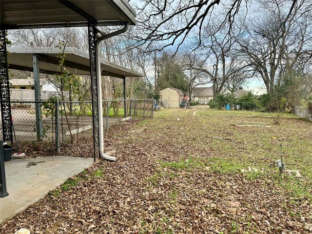 211 Country Club Road, Hillsboro, TX 76645