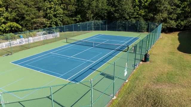 205 Country Valley Court, Apex, NC 27502