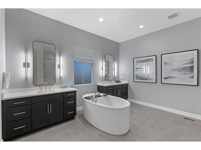 9676 Elizabeth St, Parker, CO 80134