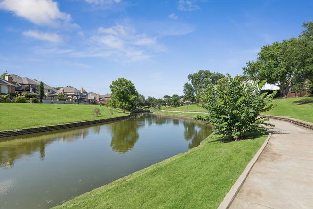 1084 Leisure Lane, Irving, TX 75063