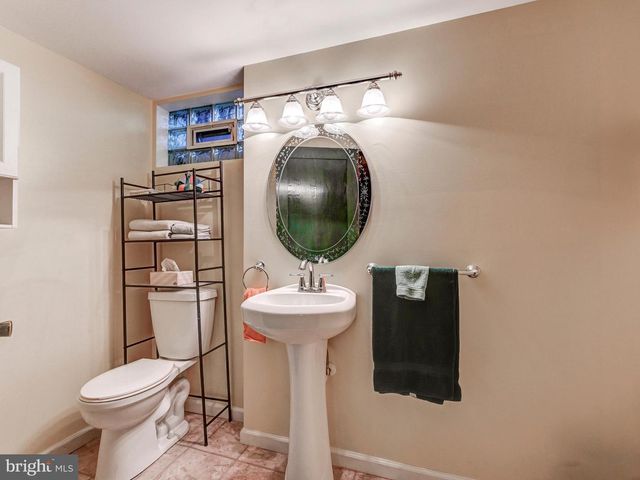 8416 AVERY RD, Rosedale, MD 21237