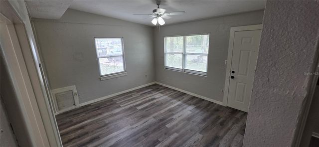 2425 DIXIE AVENUE, Sarasota, FL 34234