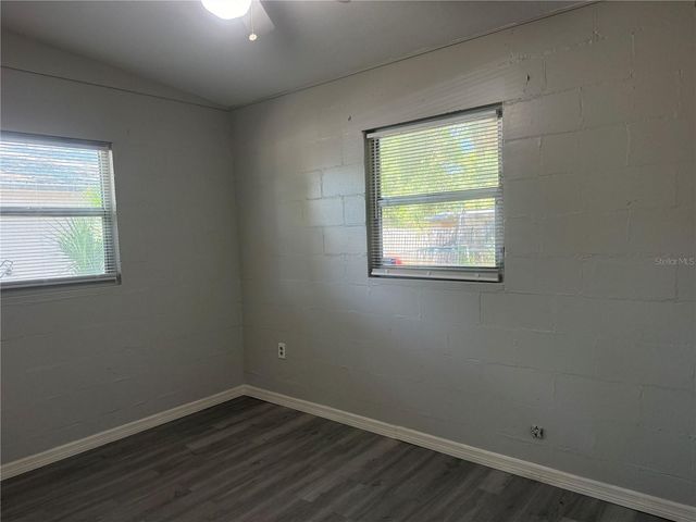 2425 DIXIE AVENUE, Sarasota, FL 34234