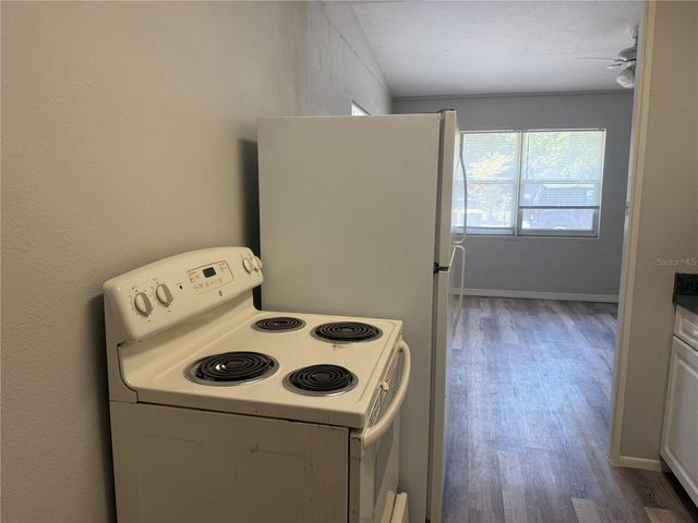 2425 DIXIE AVENUE, Sarasota, FL 34234