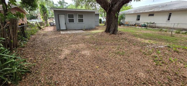 2425 DIXIE AVENUE, Sarasota, FL 34234