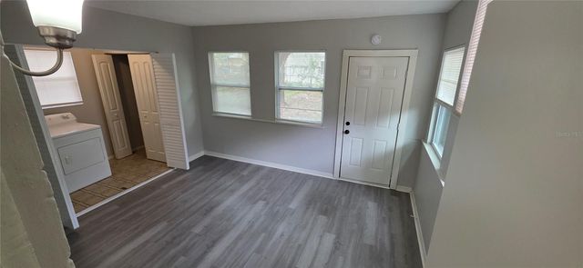 2425 DIXIE AVENUE, Sarasota, FL 34234