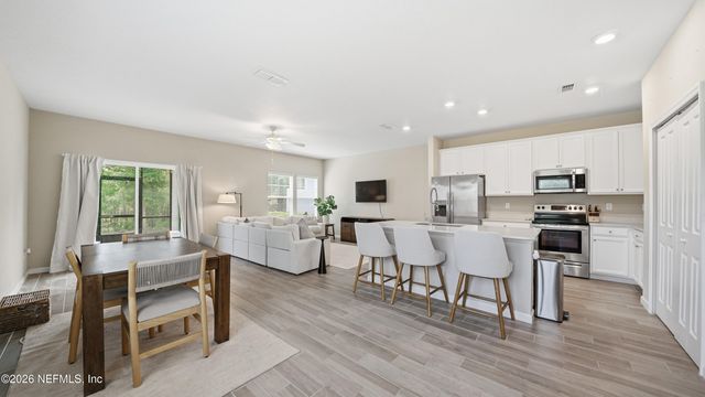 524 BORACAY Circle, St. Johns, FL 32259