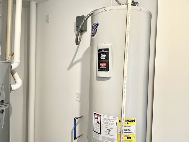 10325 Woodsong Cove, New Haven, IN 46774