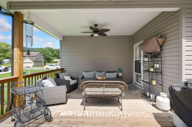 90 Morning Glory Lane, Dunlap, TN 37327