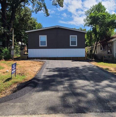 13110 Lake Villa, Willis, TX 77318