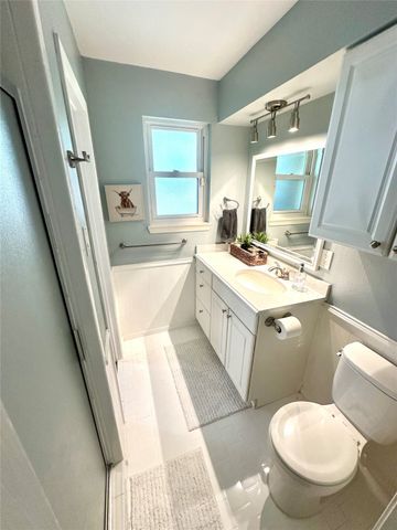 8415 Hunnicut Road, Dallas, TX 75228