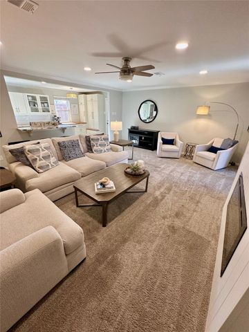 8415 Hunnicut Road, Dallas, TX 75228