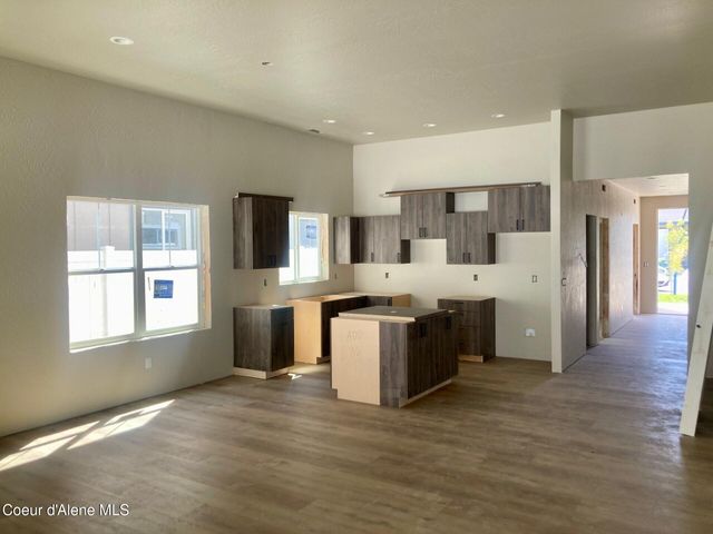 7400 Breaux Dr., Coeur D'alene, ID 83815