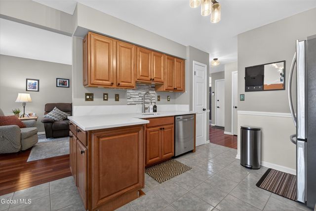 412 Antler Court, Milton, NY 12020