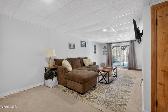 412 Antler Court, Milton, NY 12020