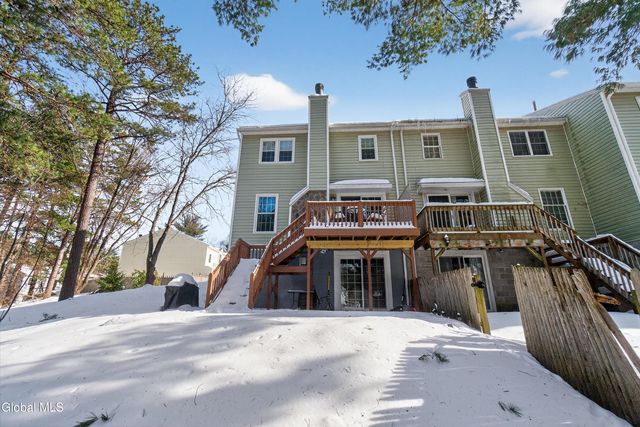 412 Antler Court, Milton, NY 12020