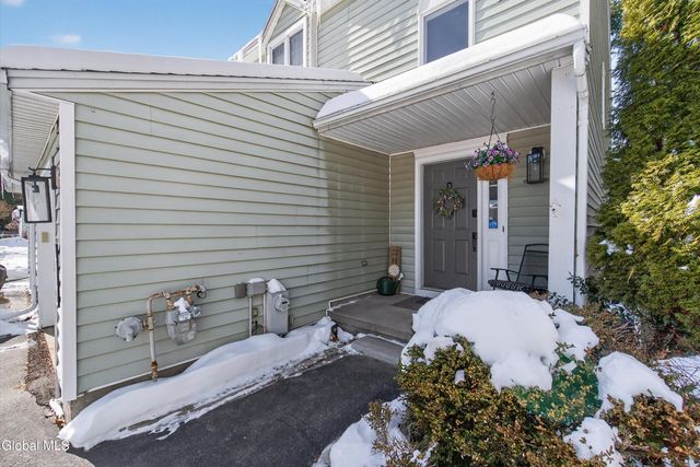 412 Antler Court, Milton, NY 12020