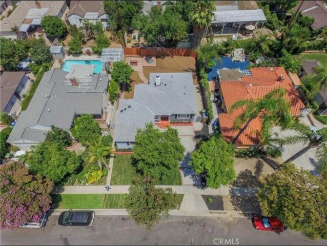 8956 Gladbeck Avenue, Northridge, CA 91324