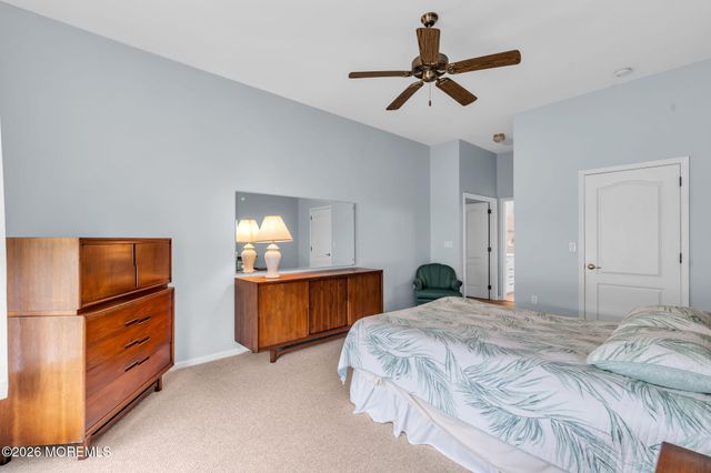 2 Summerlawn Drive, Lakewood, NJ 08701