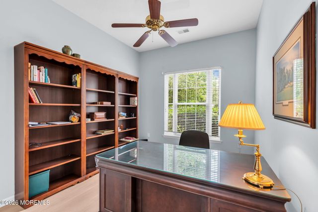 2 Summerlawn Drive, Lakewood, NJ 08701