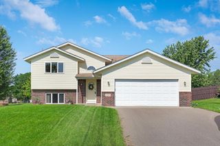 205 4th Street NW, Saint Michael, MN 55376