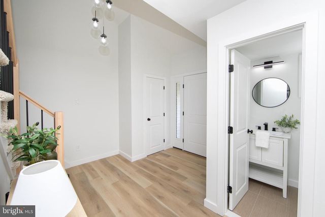 2803 CHAPEL AVE W, Cherry Hill, NJ 08002