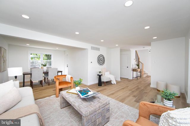 2803 CHAPEL AVE W, Cherry Hill, NJ 08002