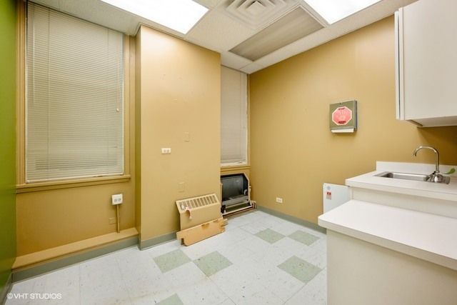 111 N Wabash Avenue 1205, Chicago, IL 60602