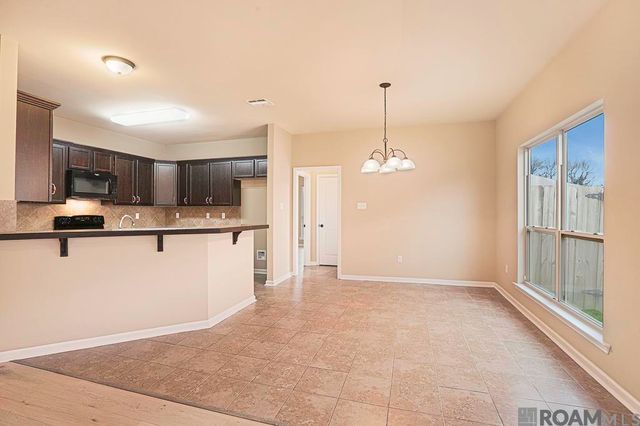 15458 Rosestone Dr, Prairieville, LA 70769