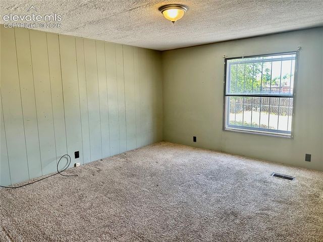 813 S Byrd Street, Pueblo West, CO 81007