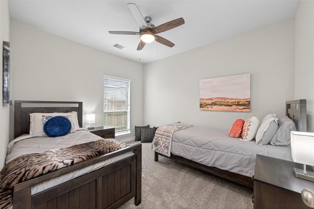 561 Cedar Harbor Court, Conroe, TX 77304