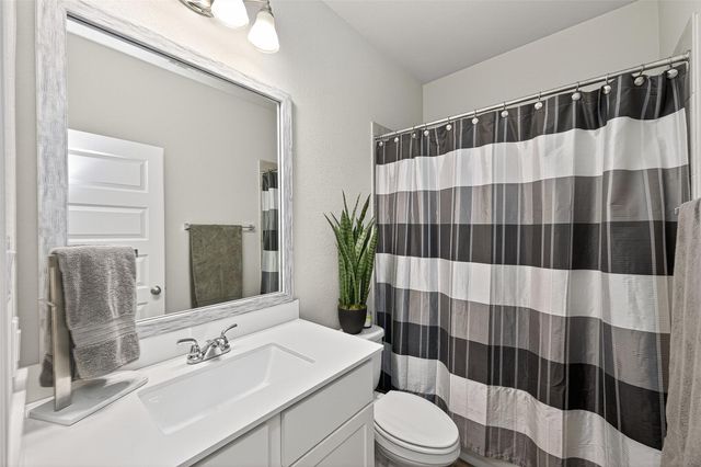 561 Cedar Harbor Court, Conroe, TX 77304