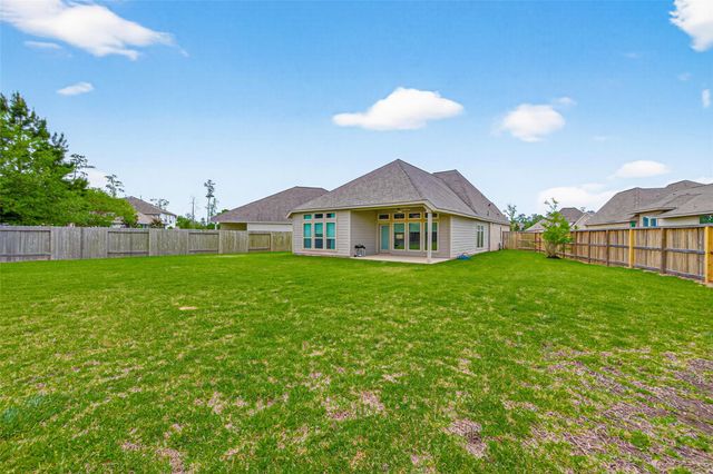 561 Cedar Harbor Court, Conroe, TX 77304